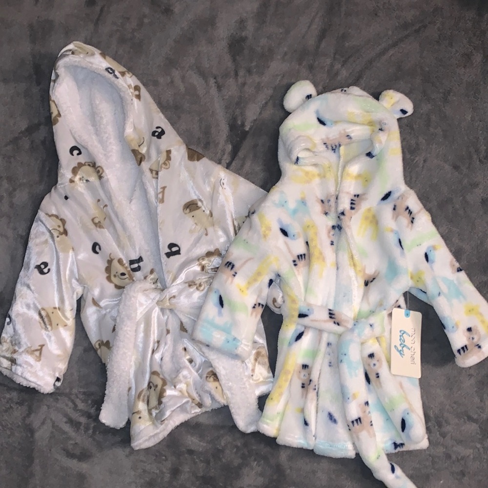 Baby Robes 0-9 months
